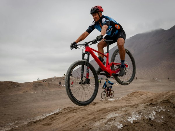 Top-Rated Hearing Protection for UK Motorcyclists: Safeguard Your Ears on Every Ride!